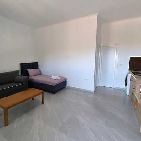 Kaful Apartments Qeparo Exterior photo